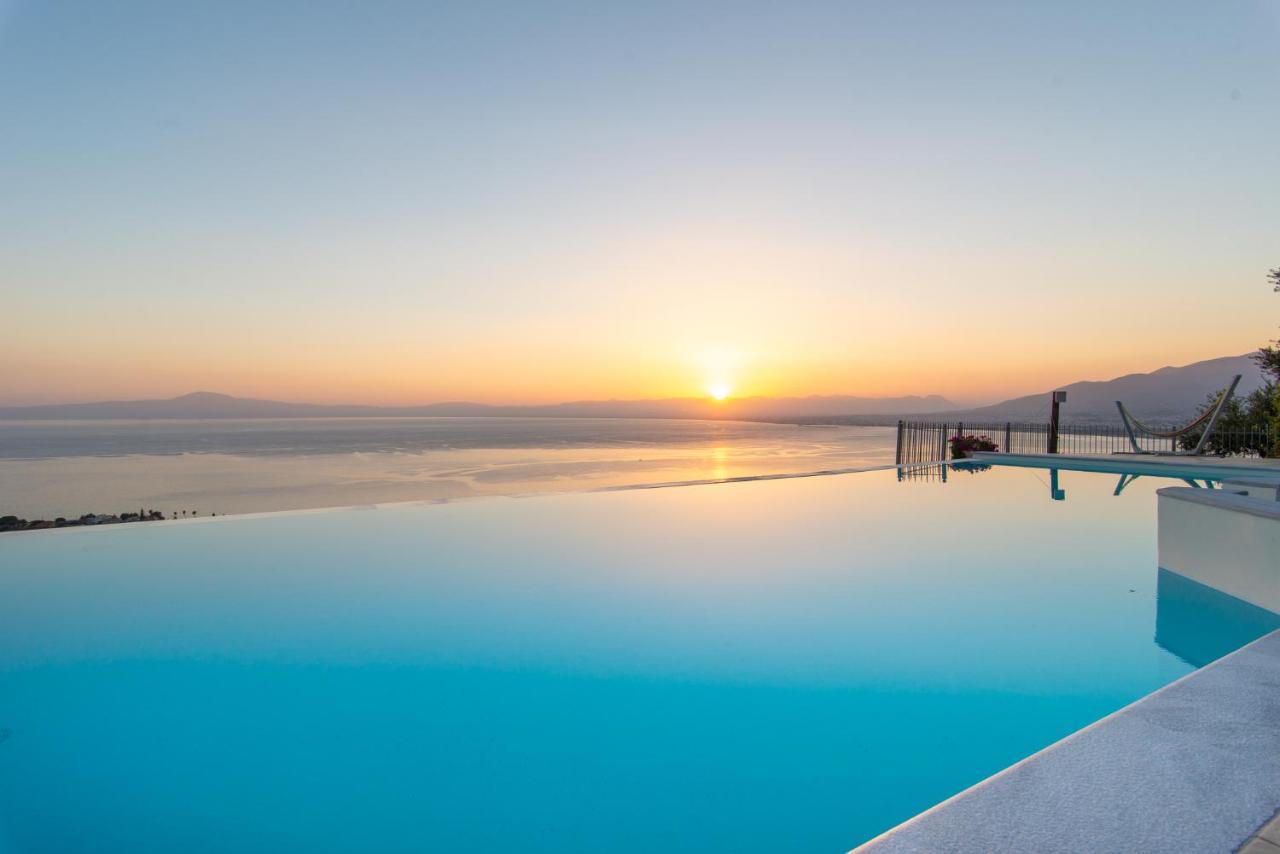 Villa Rebecca Каламата Екстериор снимка