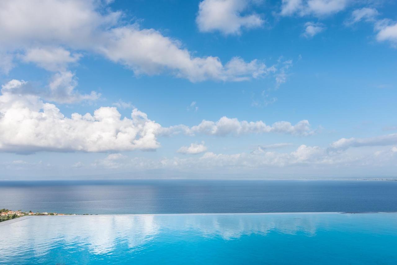 Villa Rebecca Каламата Екстериор снимка